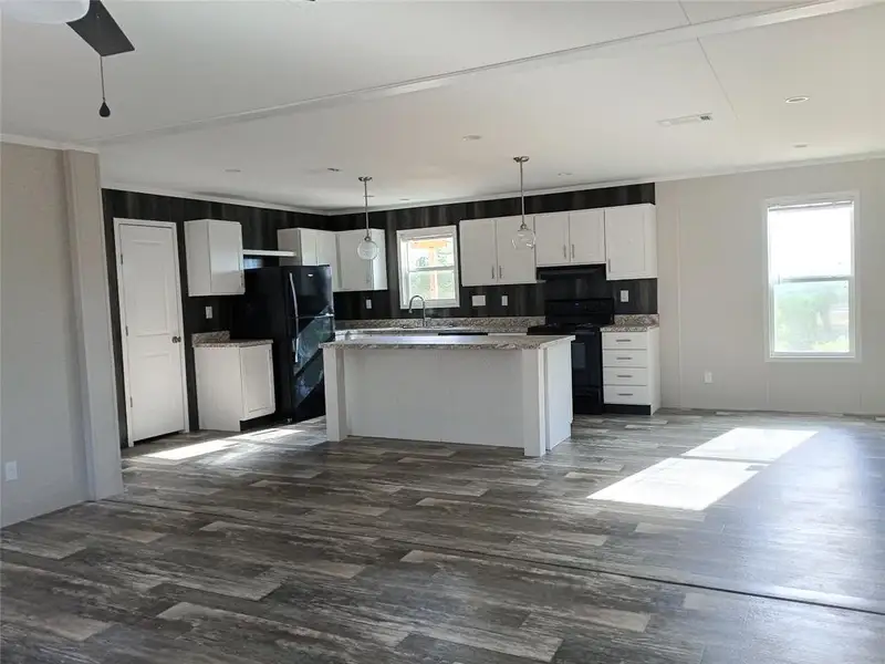 Image 14 of a home in .