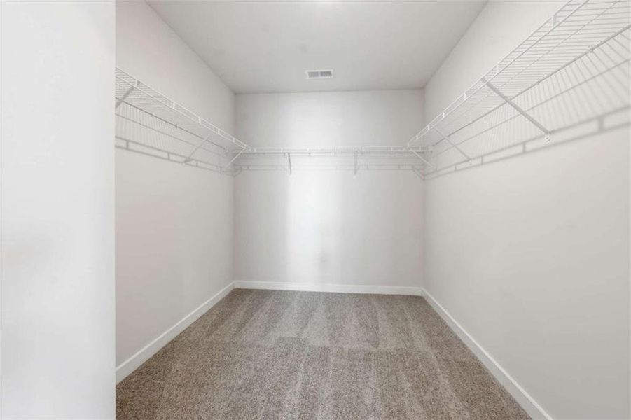 Spacious, unfurnished interior of a new home in The Enclave at Stonewall Station, Union City (Image 17).