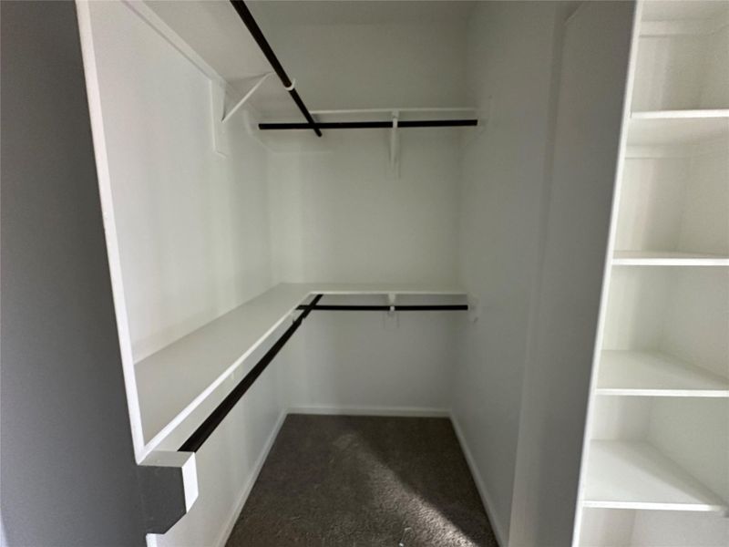 Image 41 of a home in Sienna.