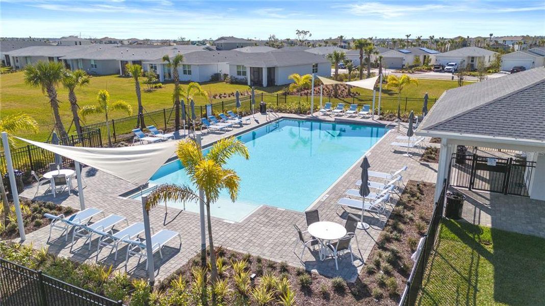 Community amenities in Crescent Lakes - Premier Series, Punta Gorda (Image 20).