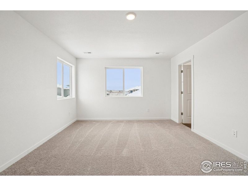 Spacious, unfurnished interior of a new home in Bloom, Fort Collins (Image 27). Spacious, unfurnished interior of a new home in Bloom, Fort Collins (Image 27).