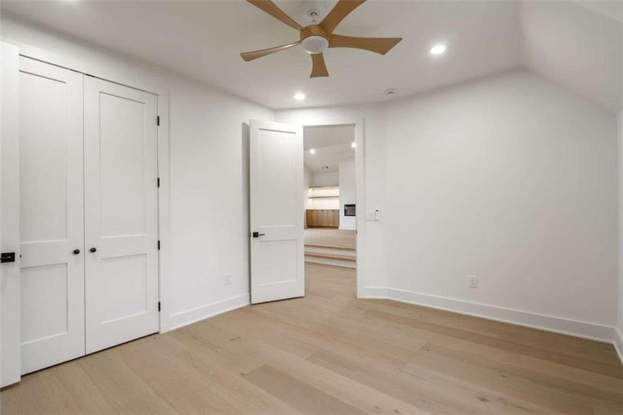 Spacious, unfurnished interior of a new home in , Monroe (Image 67).