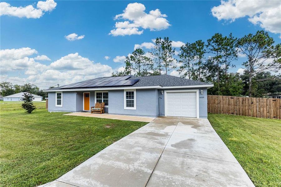 Exterior details and patio area of a home in , Belleview (Image 41).