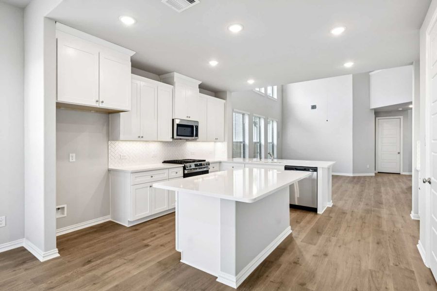 Furnished interior view inside a new home in Avondale, Fate (Image 5).