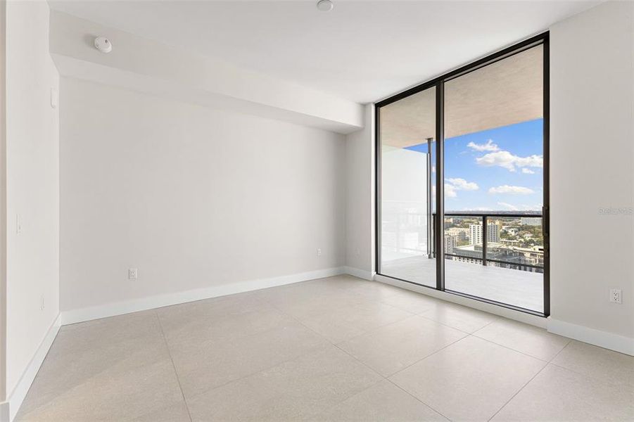 Spacious, unfurnished interior of a new home in , St. Petersburg (Image 18). Spacious, unfurnished interior of a new home in , St. Petersburg (Image 18).