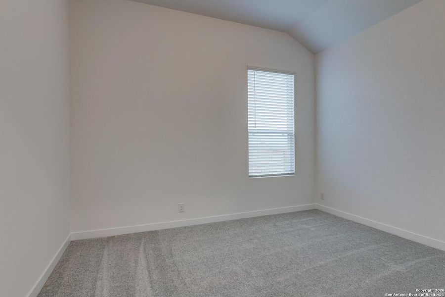 Spacious, unfurnished interior of a new home in , Schertz (Image 31).