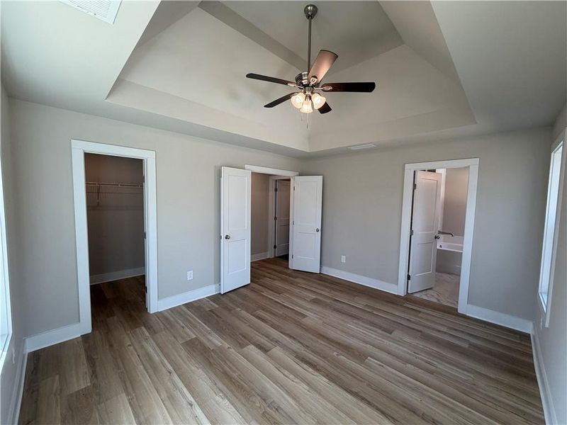 Spacious, unfurnished interior of a new home in , Talking Rock (Image 43).