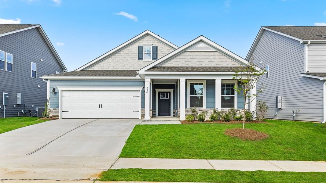 Front exterior of a new home in Cottonwood Ridge, Piedmont, SC, highlighting curb appeal (Image 1).
