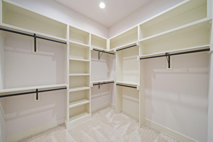 Image 41 of a home in .