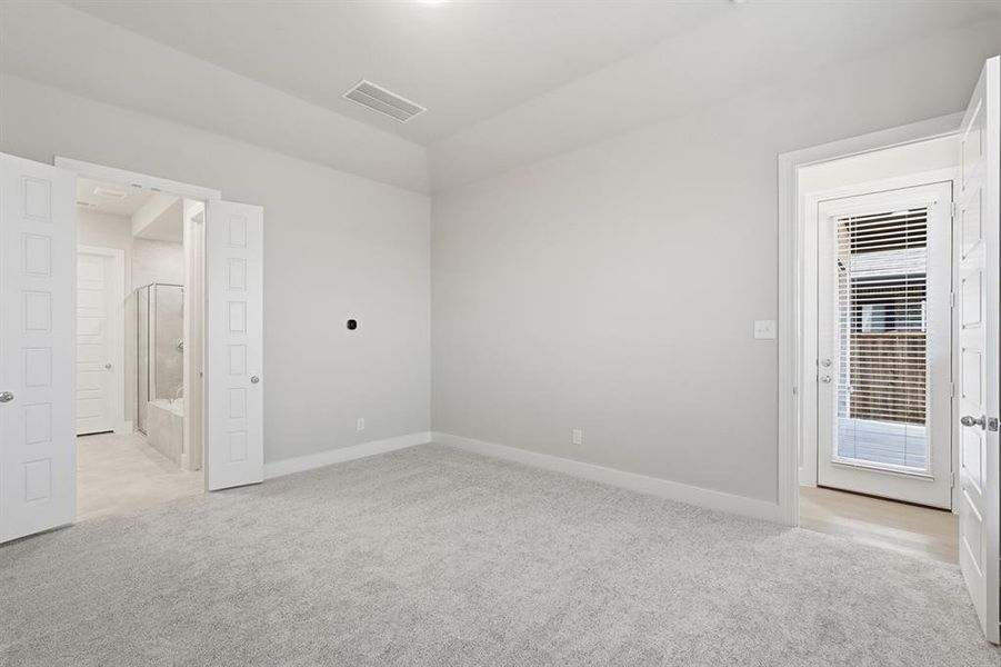Spacious, unfurnished interior of a new home in Sandbrock Ranch, Aubrey (Image 24).