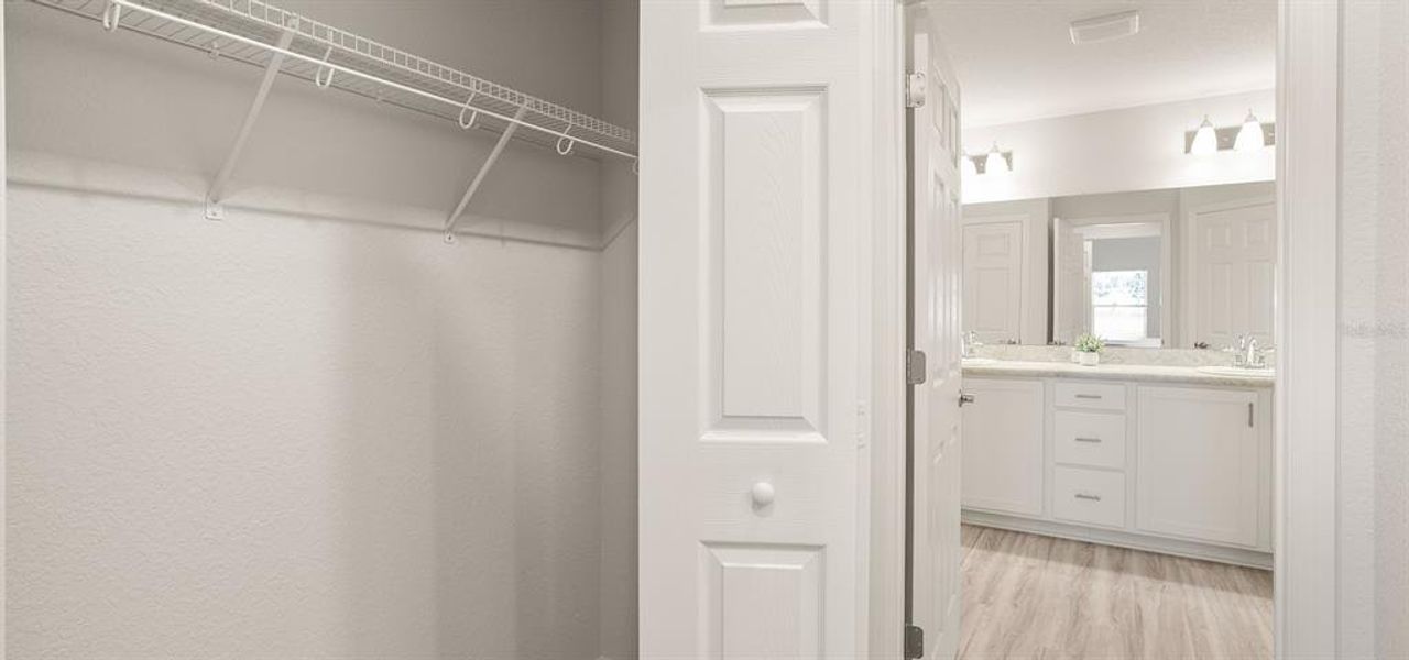 Spacious, unfurnished interior of a new home in Bennah Oaks, Belleview (Image 19).