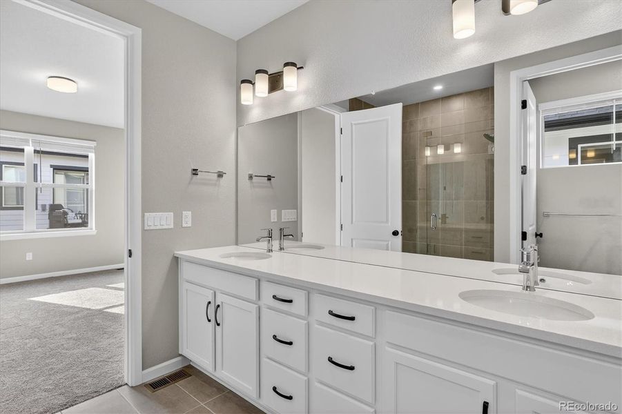 Furnished interior view inside a new home in Deer Creek, Littleton (Image 20).