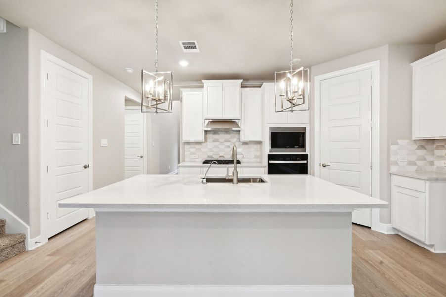 Photo is not of the actual home but is an inspirational photo of builder’s model home and may depict options, furnishings, and/or decorator features that are not included. Photo is not of the actual home but is an inspirational photo of builder’s model home and may depict options, furnishings, and/or decorator features that are not included.