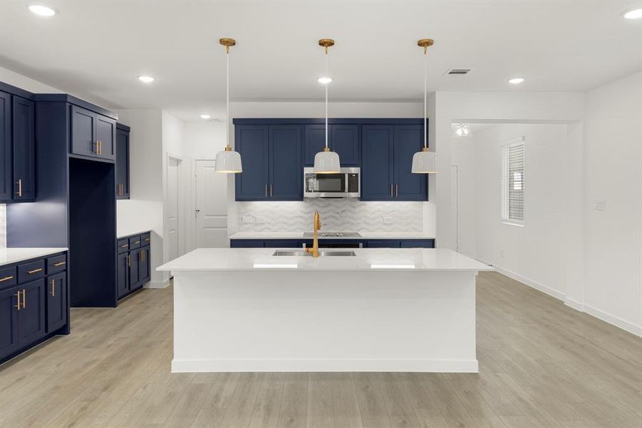 04. 2553 Lost Maples - Kitchen