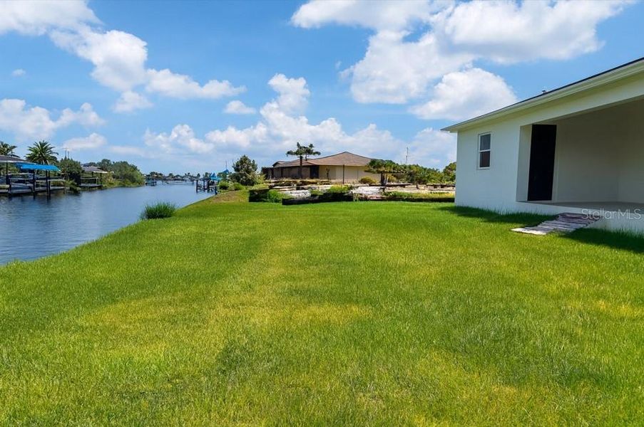 Exterior details and patio area of a home in , Port Charlotte (Image 2).