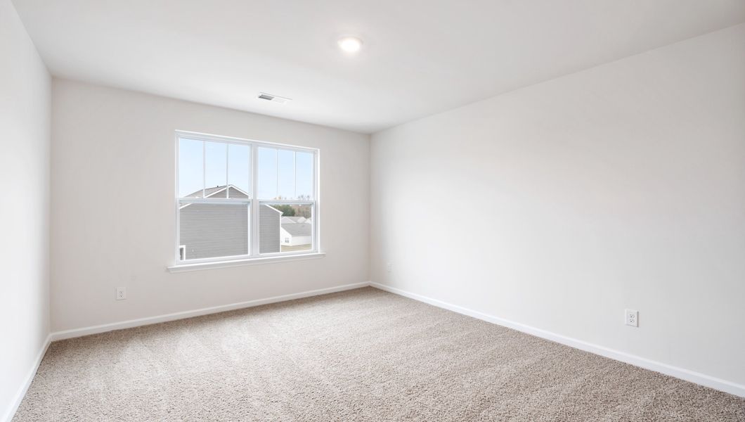 Spacious, unfurnished interior of a new home in Hunters Ridge, Woodruff (Image 23).