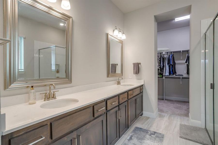 Furnished interior view inside a new home in , Argyle (Image 27).