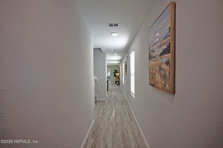 Spacious, unfurnished interior of a new home in , Jacksonville (Image 16).