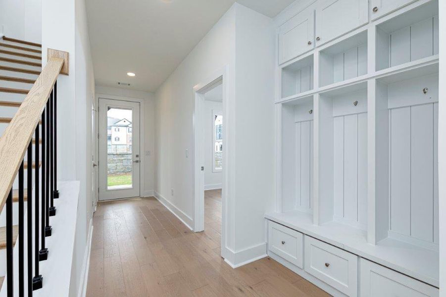 Spacious, unfurnished interior of a new home in , Atlanta (Image 14). Spacious, unfurnished interior of a new home in , Atlanta (Image 14).