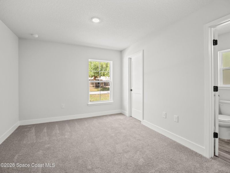 Spacious, unfurnished interior of a new home in Palm Bay, Palm Bay (Image 15).
