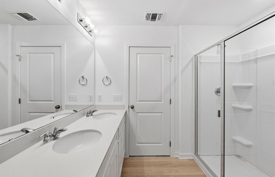 Furnished interior view inside a new home in Vantage, San Marcos (Image 6).