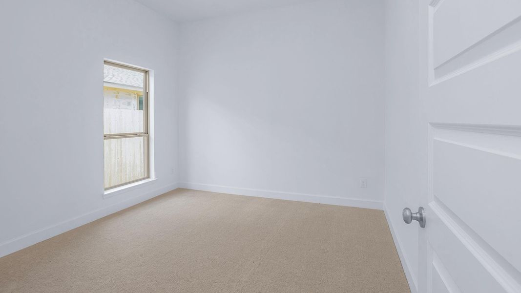 Spacious, unfurnished interior of a new home in Grand Central Park, Conroe (Image 17).