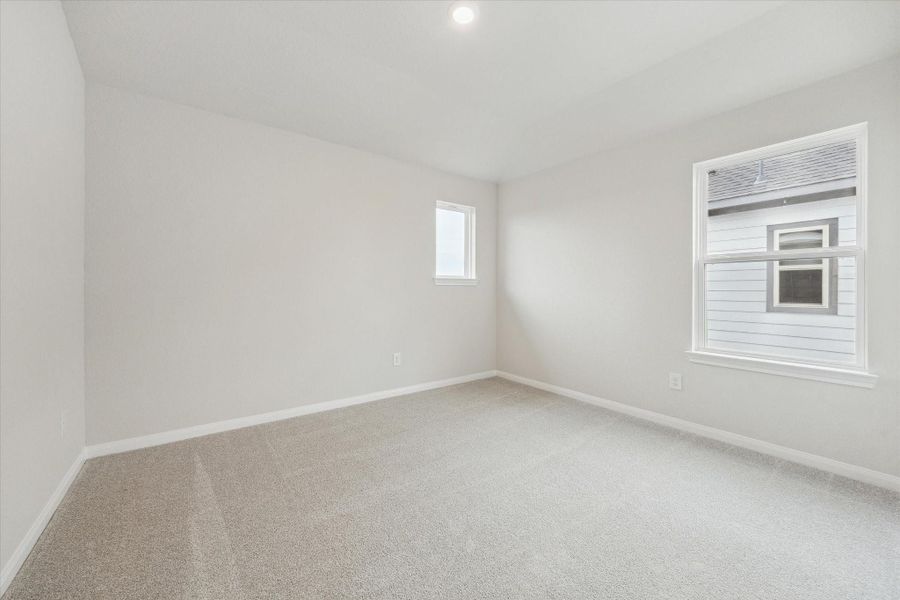 Spacious, unfurnished interior of a new home in , Katy (Image 31).