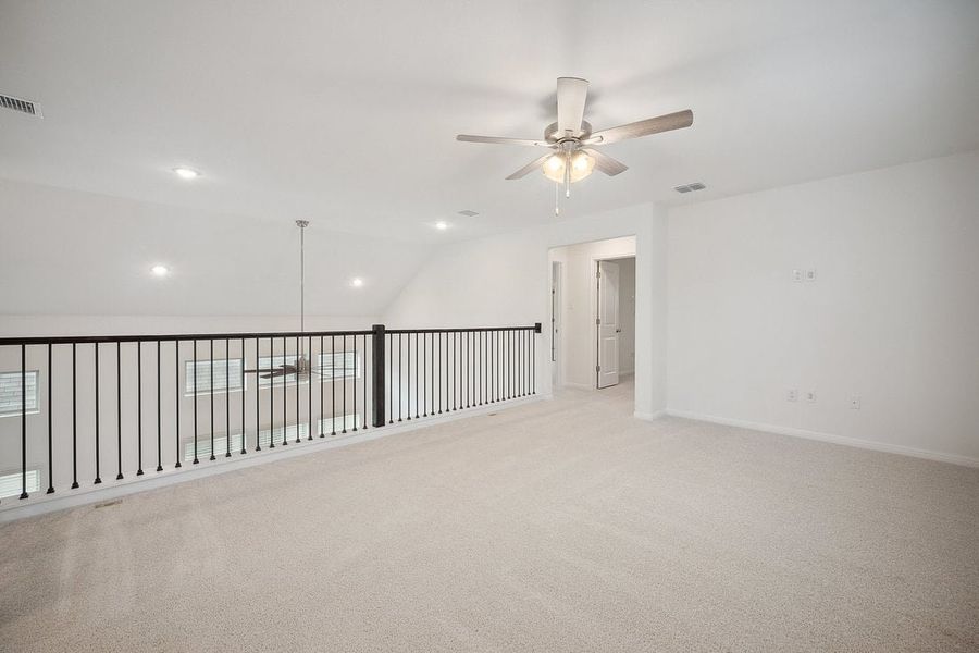 Spacious, unfurnished interior of a new home in The Hills of Bear Creek, Manchaca (Image 35).