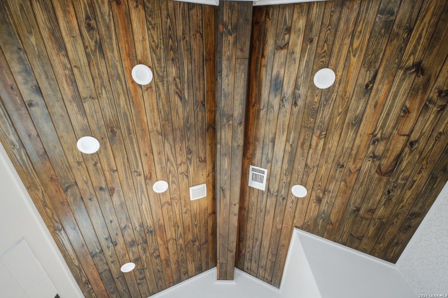 Close-up of interior finishes inside a home in , Blanco (Image 20).