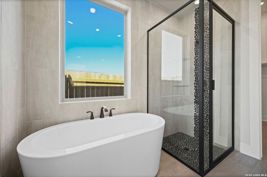 Furnished interior view inside a new home in Meyer Ranch, New Braunfels (Image 9).