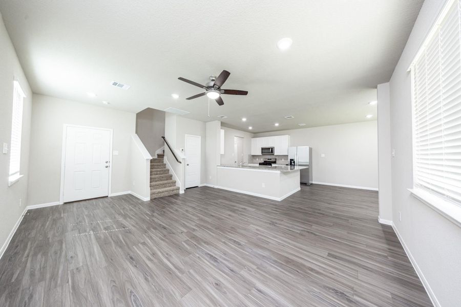 Image 20 of a home in Mackenzie Creek. Image 20 of a home in Mackenzie Creek.