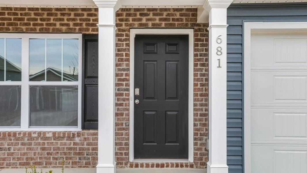 Exterior details and patio area of a home in Varner Station, Woodruff (Image 3).