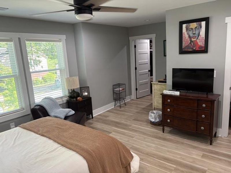 Furnished interior view inside a new home in , Atlanta (Image 30).