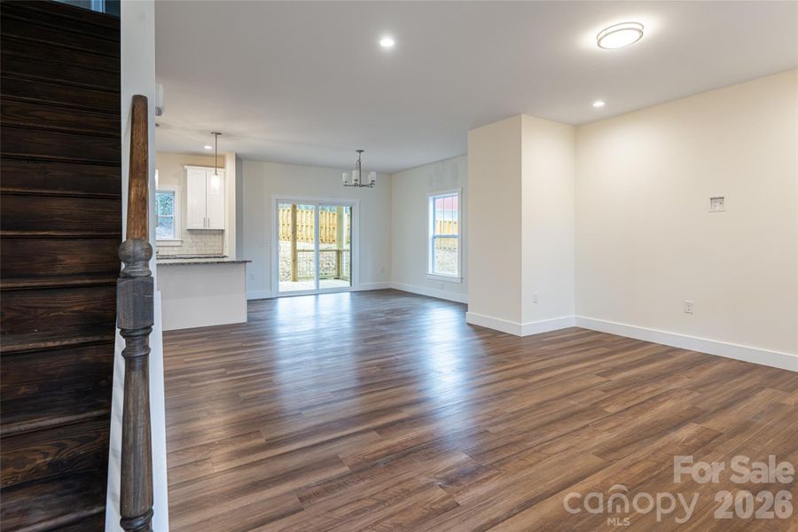 Spacious, unfurnished interior of a new home in , Fairview (Image 17).