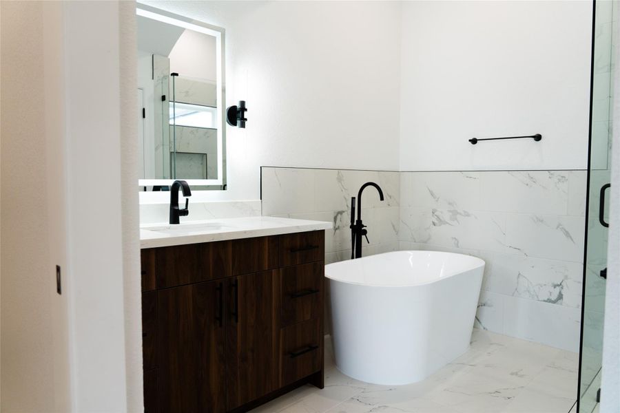 Furnished interior view inside a new home in , Houston (Image 7).
