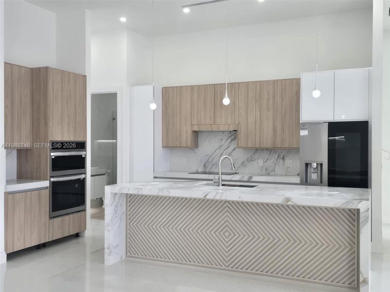 Furnished interior view inside a new home in , Cape Coral (Image 12).