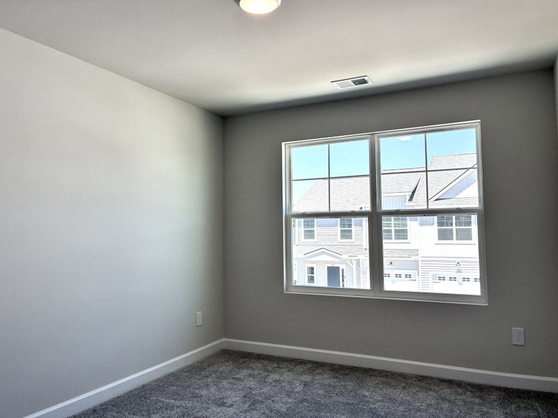 Spacious, unfurnished interior of a new home in Holly Ridge, Greenville (Image 12). Spacious, unfurnished interior of a new home in Holly Ridge, Greenville (Image 12).