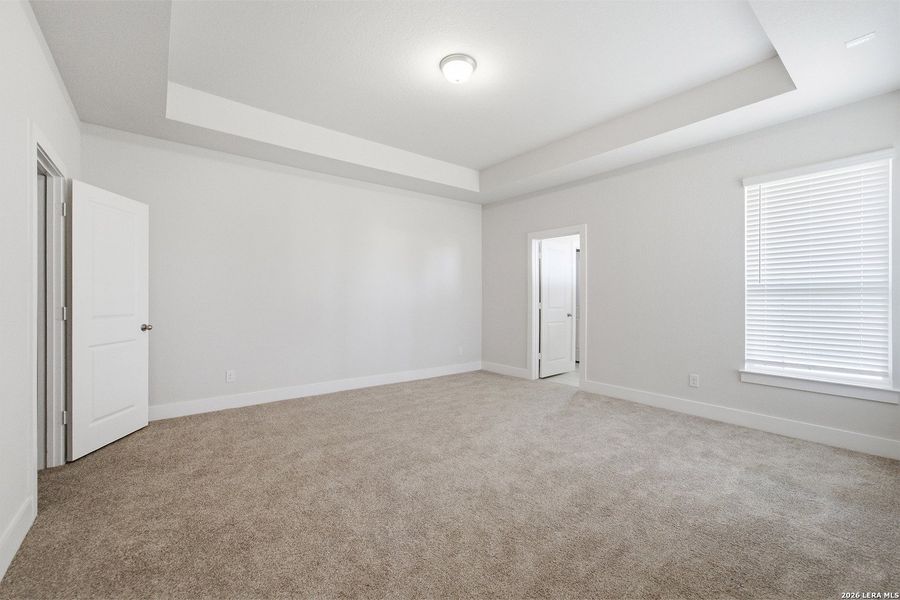Spacious, unfurnished interior of a new home in Hickory Ridge, Elmendorf (Image 22).
