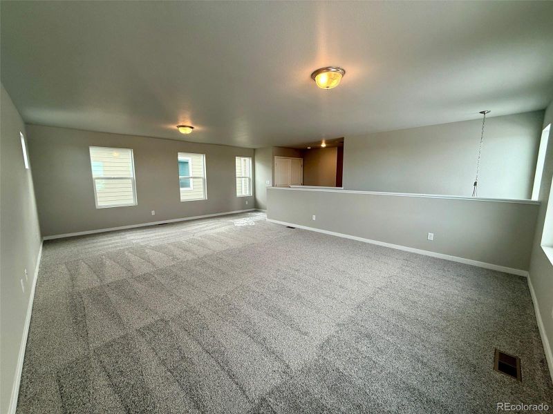 Spacious, unfurnished interior of a new home in , Watkins (Image 9).
