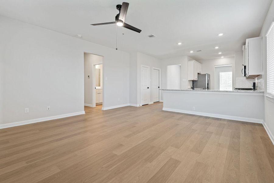 Spacious, unfurnished interior of a new home in Emberly, Beasley (Image 14).