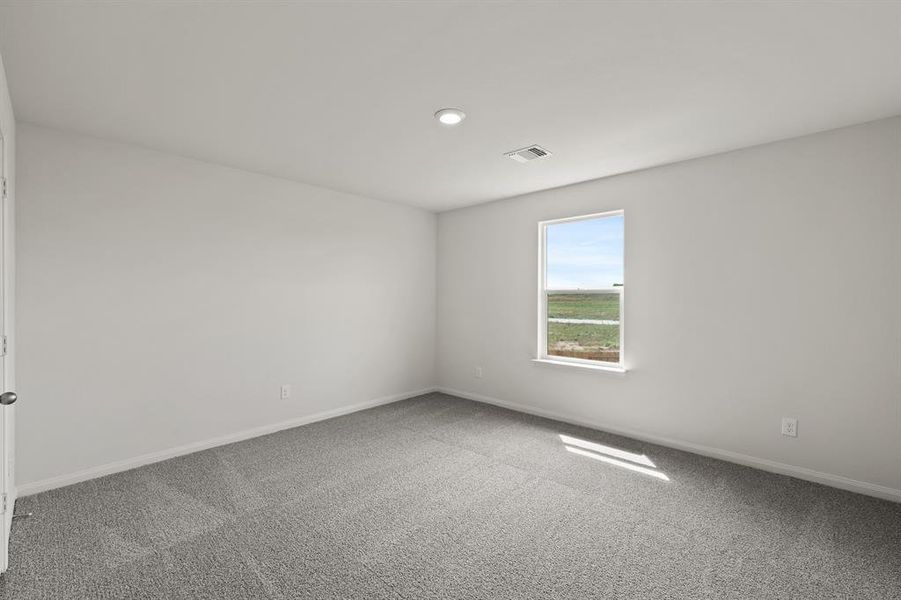 Spacious, unfurnished interior of a new home in Cresson Estates, Cresson (Image 8).