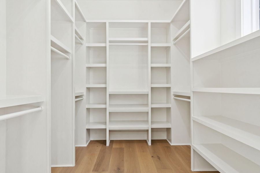 Spacious, unfurnished interior of a new home in , Mount Pleasant (Image 27).