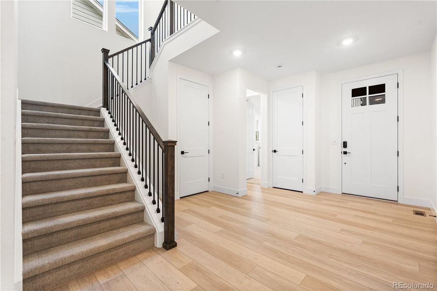 Spacious, unfurnished interior of a new home in Stargaze at Solstice, Littleton (Image 26).