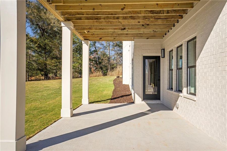 Exterior details and patio area of a home in , Bogart (Image 30).
