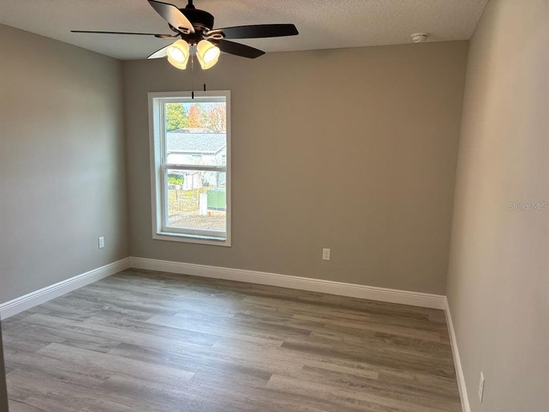 Spacious, unfurnished interior of a new home in , Citrus Springs (Image 26).