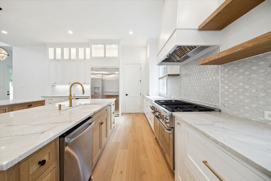 Furnished interior view inside a new home in , Houston (Image 36). Furnished interior view inside a new home in , Houston (Image 36).