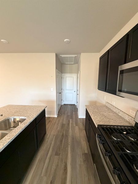 Beautiful finishes in Light & Bright Kitchen Beautiful finishes in Light & Bright Kitchen