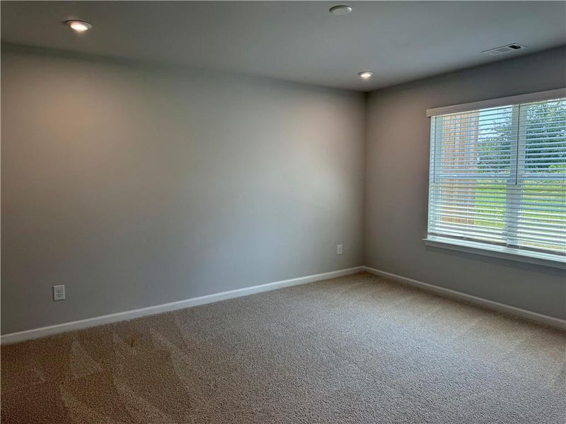 Spacious, unfurnished interior of a new home in Silver Leaf, Dawsonville (Image 12).