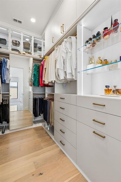 Custom California Closets design Custom California Closets design