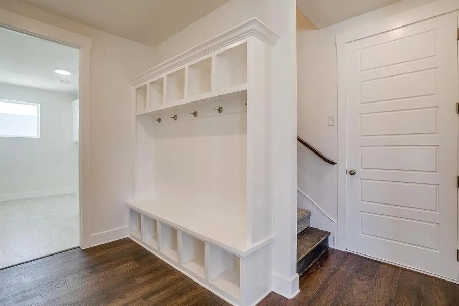 Representative unfurnished interior of a home built from the The Nathan by Elmwood Custom Homes in Ranch at Stone Hill, Waxahachie (Image 44).